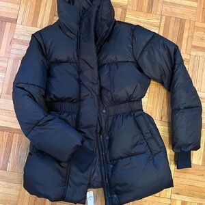 Sophisticated Gap Primaloft puffer coat, size XXS, brand new with tags.